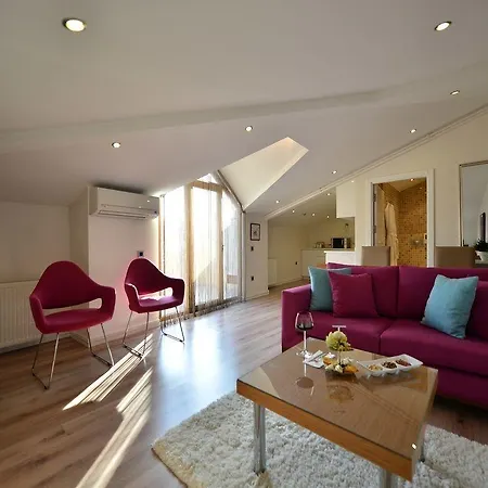 Aura 2* 이스탄불