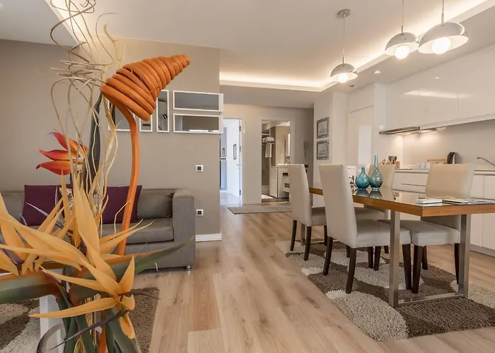 Hotel apartamentowy Aura