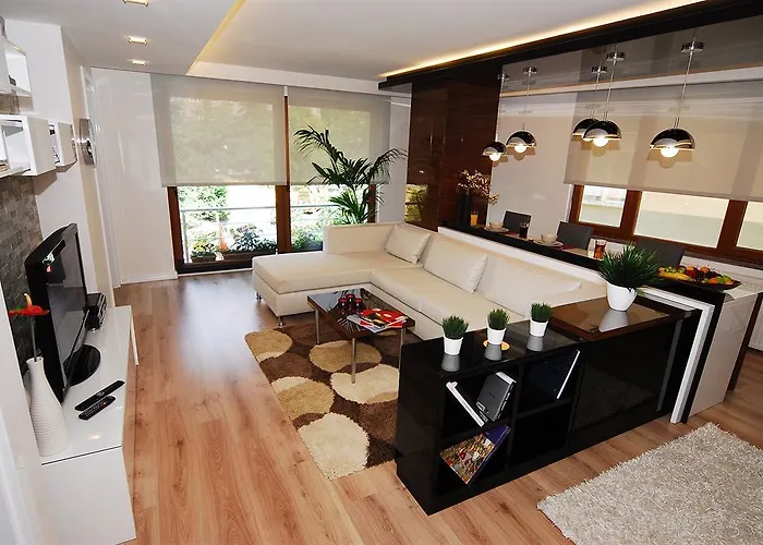 Hotel apartamentowy Aura 2*