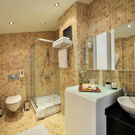 Aura Lägenhetshotell