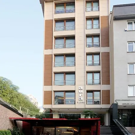 Aura Lägenhetshotell